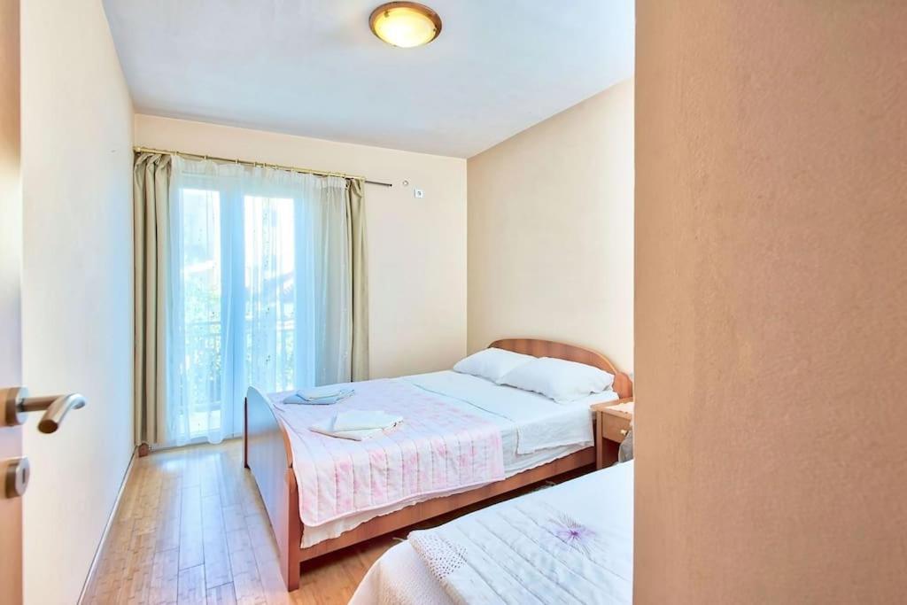 Apartments Lux Milano, Savina,Herceg-Novi ヘルツェグ・ノヴィ エクステリア 写真