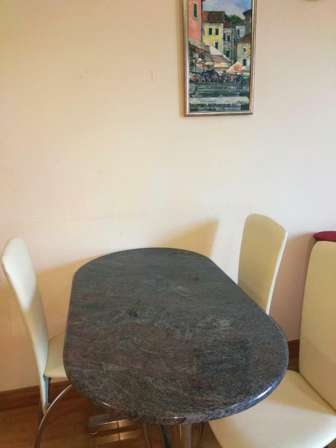 Apartments Lux Milano, Savina,Herceg-Novi ヘルツェグ・ノヴィ エクステリア 写真